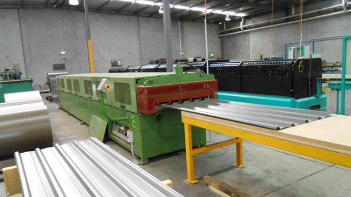 Metal Deck Roof Manufacture Brunswick